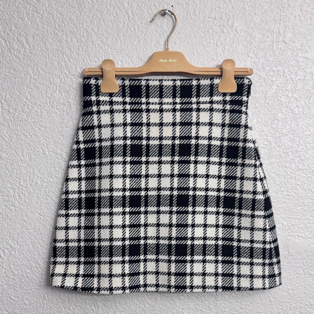 Miu Miu NWT Shetland Check Wool Mini Skirt Italy 40 – Retail $2240
